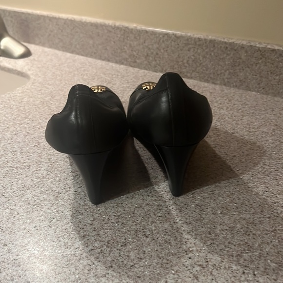 Tory burch wedges - Picture 3 of 5